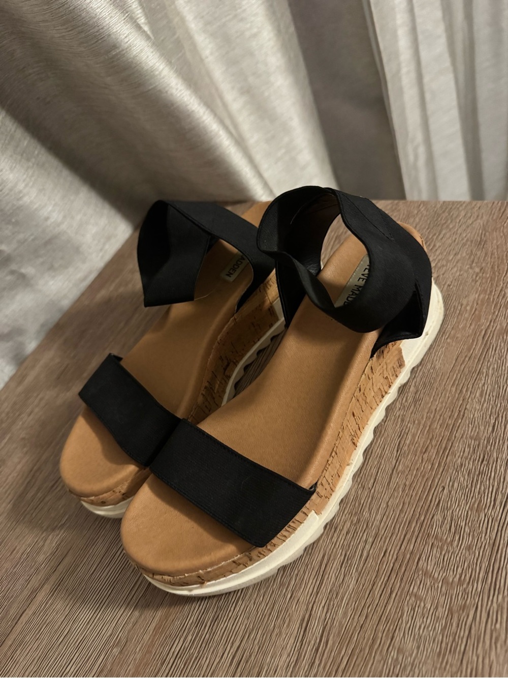 Steve Madden Black Wedge Sandals - Women Size 8